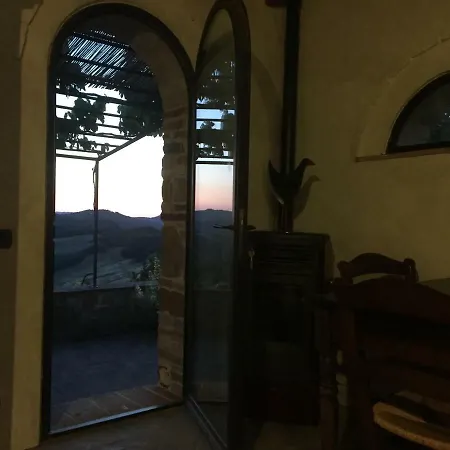 مزرعة للإقامة Agriturismo Erta *
