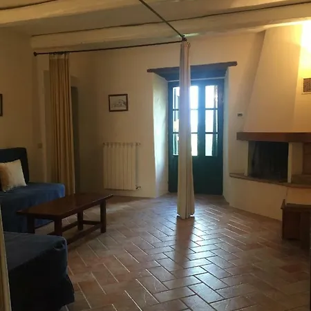 مزرعة للإقامة Agriturismo Erta